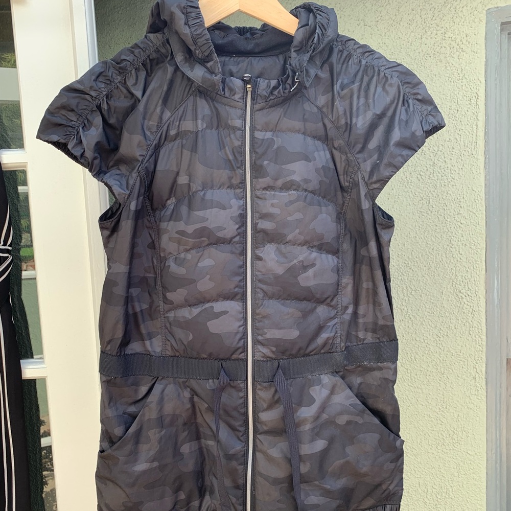 Lululemon running vest